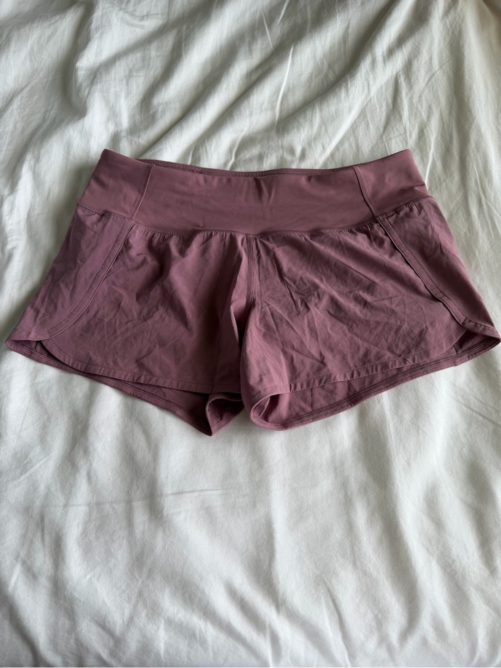 Lululemon Speed Up Shorts in 2.5” Inseam - Mauve Color